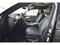 gebraucht VW Touareg R-Line 4Motion 3.0 V6 TDI EU6d R-Line Navi/ SHZ/ AHK/ Leder/ Panorama/ Matrix/ Standheiz.