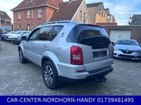 Gebraucht SsangYong Rexton 155 PS (114 kW) 2015 Silber SUV