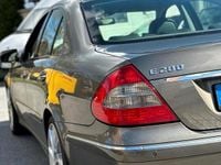 Gebraucht Mercedes E280 190 PS (139 kW) 2006 Schwarz Limousine