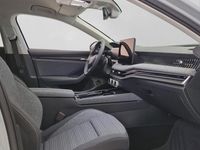 Neu Skoda Superb Selection 204 PS (150 kW) 2026 Grau Kombi