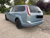 Usata Ford Focus 109 CV (80 kW) 2009 Andere farben Station wagon