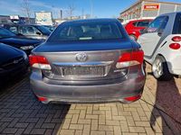 Gebraucht Toyota Avensis 124 PS (91 kW) 2013 Grau Limousine