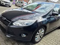 Gebraucht Ford Focus Titanium 140 PS (102 kW) 2011 Pantherschwarz metallic Kombi
