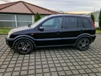 Gebraucht Ford Fusion 80 PS (58 kW) 2008 Schwarz Kleinwagen