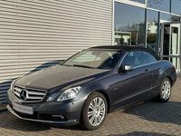 Gebraucht Mercedes E200 184 PS (135 kW) 2010 Tenoritgrau  metalliclack Cabrio