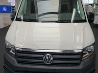 Gebraucht VW Crafter 102 PS (75 kW) 2024 Weiß Van