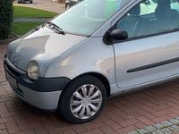 Gebraucht Renault Twingo 58 PS (42 kW) 2005 Silber Kleinwagen
