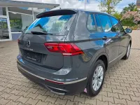 Gebraucht VW Tiguan 150 PS (110 kW) 2022 Grau SUV