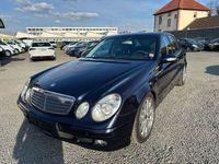 Gebraucht Mercedes E220 150 PS (110 kW) 2005 Tansanitblau  metalliclack Limousine