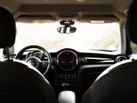 Second-hand Mini ONE 102 CP (75 kW) 2017 Negru Hatchback