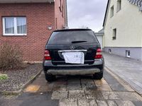 Gebraucht Mercedes ML320 224 PS (164 kW) 2007 Schwarz SUV