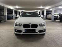 Gebraucht BMW 116 116 PS (85 kW) 2017 Weiß Kleinwagen