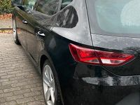 Używany Seat Leon 180 KM (132 kW) 2016 Czarny Sedan/Limuzyna