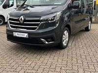 Neu Renault Trafic Life 170 PS (125 kW) 2025 Schwarz Van / Kleinbus