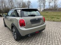 Gebraucht Mini Cooper 136 PS (100 kW) 2019 Grau Kleinwagen
