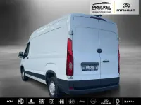 Second-hand Maxus V90 147 CP (108 kW) 2023 Alb Van