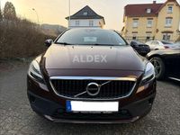 Gebraucht Volvo V40 CC 150 PS (110 kW) 2016 Rot Kombi