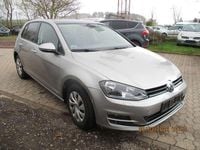 Gebraucht VW Golf VII Allstar 110 PS (80 kW) 2016 Tungsten silver metallic Kleinwagen