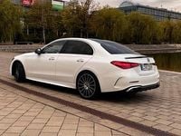 Gebraucht Mercedes C300 AMG 258 PS (189 kW) 2021 Weiß Limousine