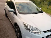 Używany Ford Focus 140 KM (102 kW) 2014 Biały Kombi