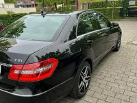 Gebraucht Mercedes E250 Elegance 204 PS (150 kW) 2012 Schwarz Limousine