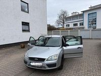 Gebraucht Ford Focus 101 PS (74 kW) 2006 Silber Limousine