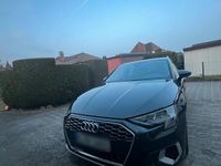 Gebraucht Audi A3 Sportback 116 PS (85 kW) 2022 Grau Kleinwagen