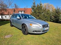 Second-hand Volvo V70 180 CP (132 kW) 2012 Argintiu Break