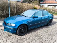 Używany BMW 325 Basis 192 KM (141 kW) 2002 Niebieski Sedan/Limuzyna