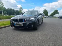 Gebraucht BMW 330 Sport Line 252 PS (185 kW) 2018 Schwarz Limousine