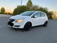 Gebraucht Opel Corsa 87 PS (63 kW) 2011 Weiß Kleinwagen