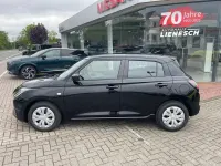 Neu Suzuki Swift Club 83 PS (61 kW) 2026 Schwarz Kleinwagen