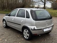 Usata Opel Corsa 60 CV (44 kW) 2004 Argento Utilitaria
