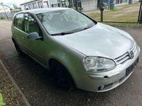 Gebraucht VW Golf IV Comfortline 116 PS (85 kW) 2006 Reflexsilber metallic Kleinwagen