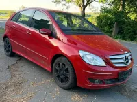 Gebraucht Mercedes B200 108 PS (79 kW) 2006 Rot Van / Kleinbus