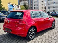 Gebraucht VW Golf VII 125 PS (91 kW) 2016 Rot Limousine