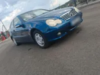Gebraucht Mercedes 180 143 PS (105 kW) 2004 Limousine