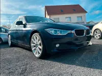 Gebraucht BMW 320 Sport Line 184 PS (135 kW) 2013 Blau Limousine