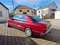 Gebraucht Mercedes 230 132 PS (97 kW) 1990 Rot Limousine