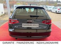 Gebraucht Audi A3 Attraction 105 PS (77 kW) 2013 Schwarz Limousine