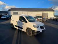 Gebraucht Opel Combo 102 PS (75 kW) 2019 Weiß Van / Kleinbus