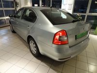 Gebraucht Skoda Octavia Elegance 105 PS (77 kW) 2009 Grün metallic Limousine