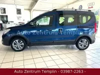 Gebraucht Dacia Dokker 116 PS (85 kW) 2017 Blau Van / Kleinbus