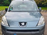 Gebraucht Peugeot TePee 110 PS (80 kW) 2012 Grau Kombi