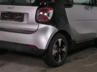 Gebraucht Smart ForTwo Electric Drive Exclusive 60 kW (82 PS) 2024 Bodypanels in cool silver (metallic) Coupé