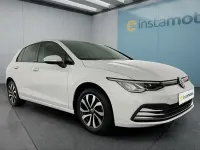 Gebraucht VW Golf VII 150 PS (110 kW) 2021 Weiss Kleinwagen