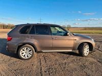 Gebraucht BMW X5 306 PS (225 kW) 2010 Braun SUV