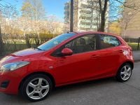 Second-hand Mazda 2 75 CP (55 kW) 2011 Roșu Hatchback