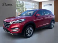 Gebraucht Hyundai Tucson Trend 132 PS (97 kW) 2016 Rot SUV