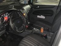 Gebraucht Ford Focus 100 PS (73 kW) 2008 Grau Limousine